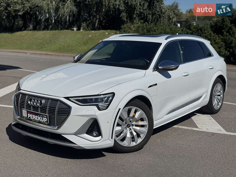 Позашляховик / Кросовер Audi e-tron S 2022 в Києві