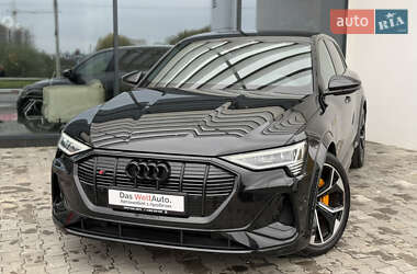 Внедорожник / Кроссовер Audi e-tron S 2022 в 