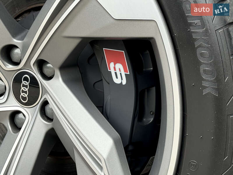 Позашляховик / Кросовер Audi e-tron S 2021 в Києві фото 27 Позашляховик / Кросовер Audi e-tron S 2021 в Києві