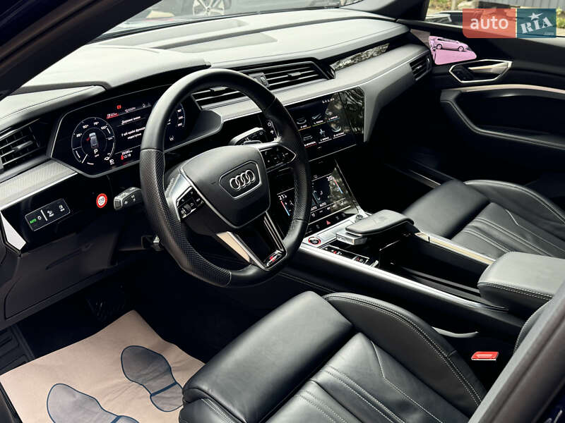 Позашляховик / Кросовер Audi e-tron S 2021 в Києві фото 60 Позашляховик / Кросовер Audi e-tron S 2021 в Києві