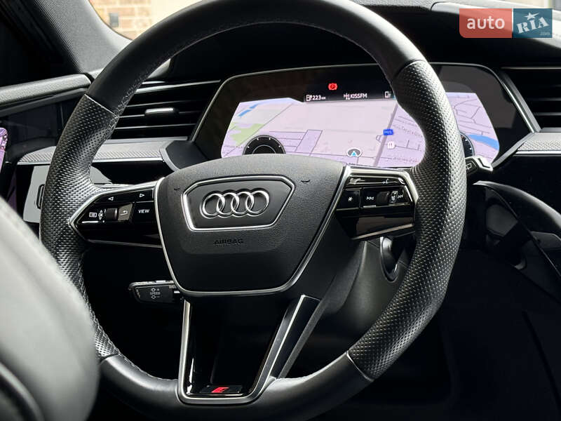Позашляховик / Кросовер Audi e-tron S 2021 в Києві фото 68 Позашляховик / Кросовер Audi e-tron S 2021 в Києві