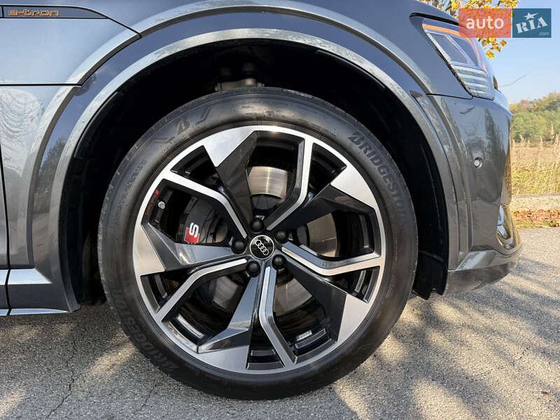 Внедорожник / Кроссовер Audi e-tron S 2022 в Черновцах фото 24 Внедорожник / Кроссовер Audi e-tron S 2022 в Черновцах