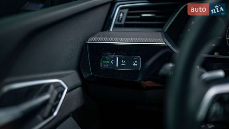Внедорожник / Кроссовер Audi e-tron S 2022 в Черновцах фото 53 Внедорожник / Кроссовер Audi e-tron S 2022 в Черновцах