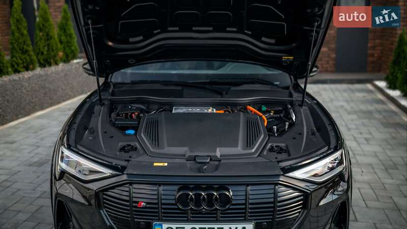Внедорожник / Кроссовер Audi e-tron S 2022 в Черновцах фото 63 Внедорожник / Кроссовер Audi e-tron S 2022 в Черновцах