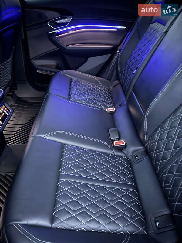 Внедорожник / Кроссовер Audi e-tron S 2022 в Днепре