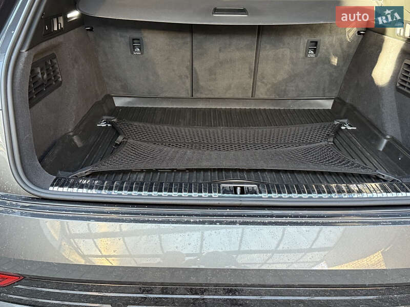 Внедорожник / Кроссовер Audi e-tron S 2022 в Днепре