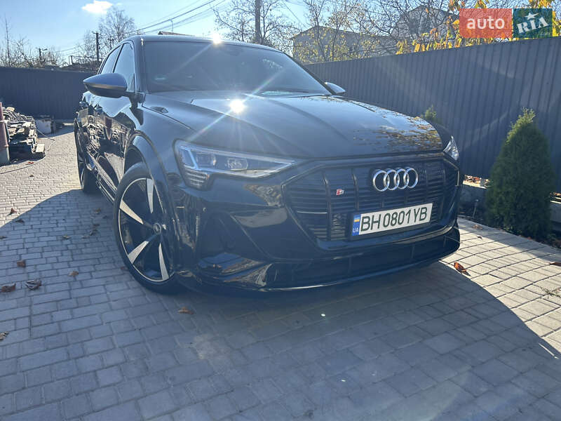 Внедорожник / Кроссовер Audi e-tron S 2022 в Одессе фото 27 Внедорожник / Кроссовер Audi e-tron S 2022 в Одессе