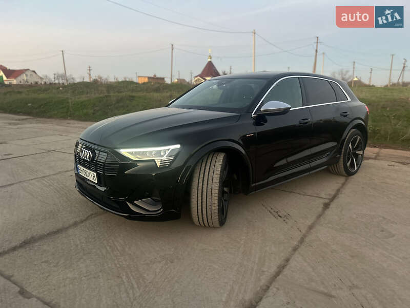 Внедорожник / Кроссовер Audi e-tron S 2022 в Одессе фото 43 Внедорожник / Кроссовер Audi e-tron S 2022 в Одессе