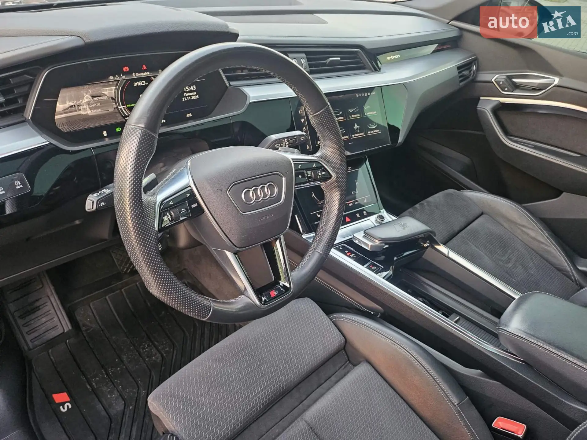 2021 Audi e-tron S - мініатюра 16