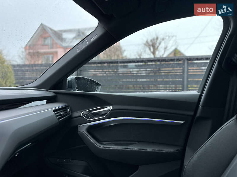 Внедорожник / Кроссовер Audi e-tron S 2022 в Луцке фото 72 Внедорожник / Кроссовер Audi e-tron S 2022 в Луцке