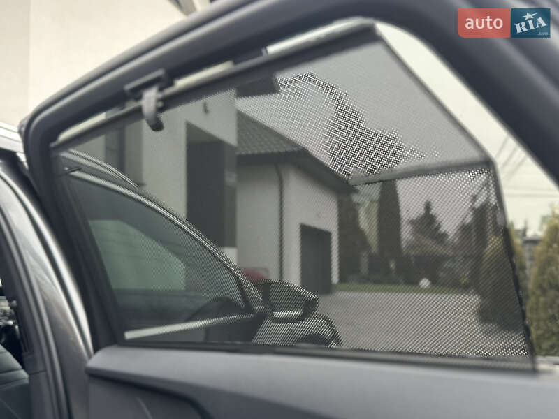 Позашляховик / Кросовер Audi e-tron S 2022 в Луцьку