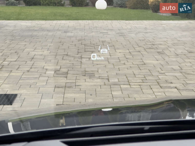 Позашляховик / Кросовер Audi e-tron S 2022 в Луцьку