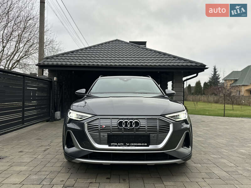 Позашляховик / Кросовер Audi e-tron S 2022 в Луцьку