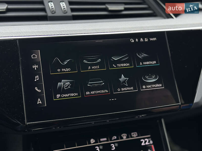 Позашляховик / Кросовер Audi e-tron S 2022 в Луцьку
