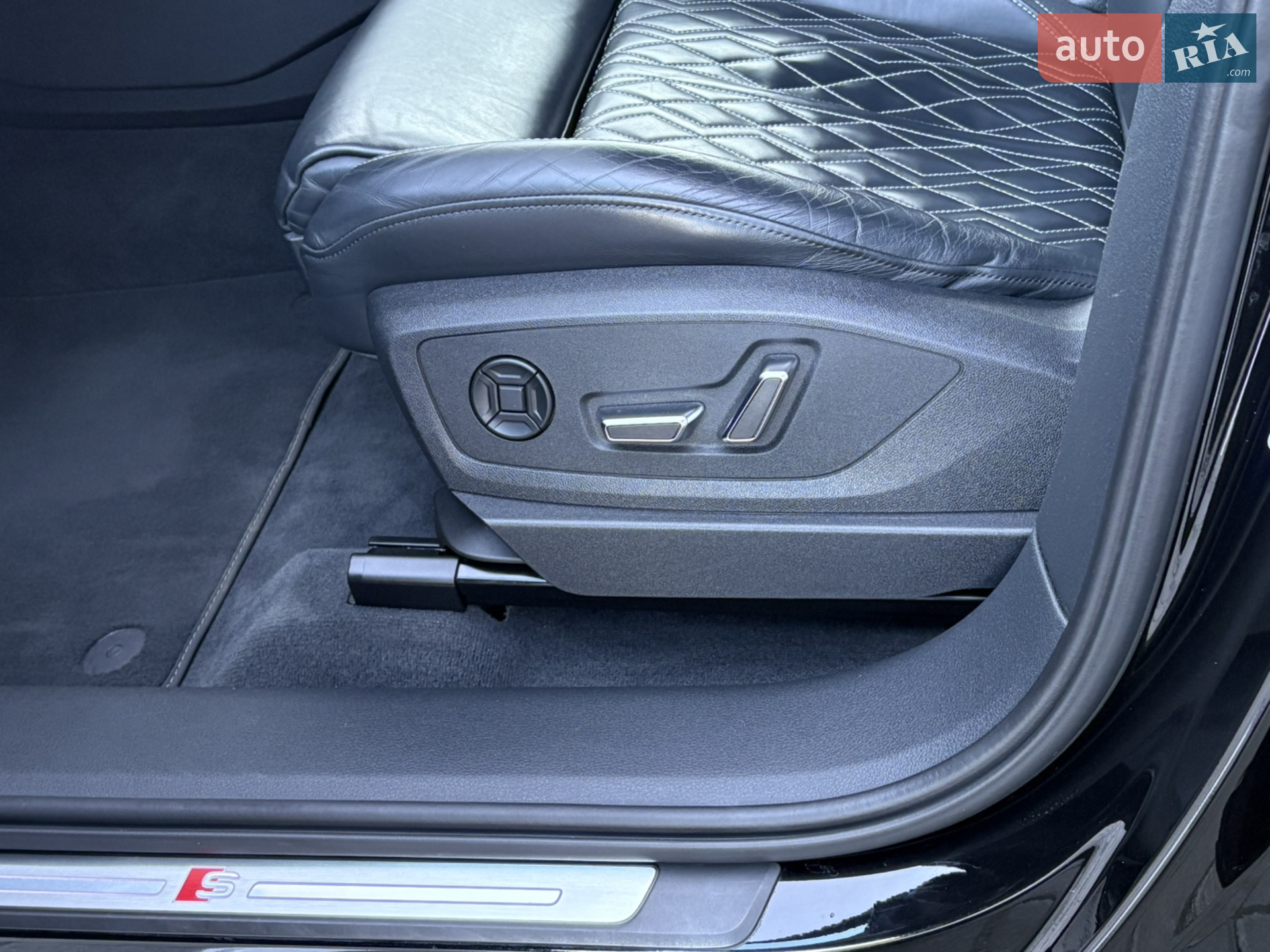 2021 Audi e-tron S - мініатюра 49