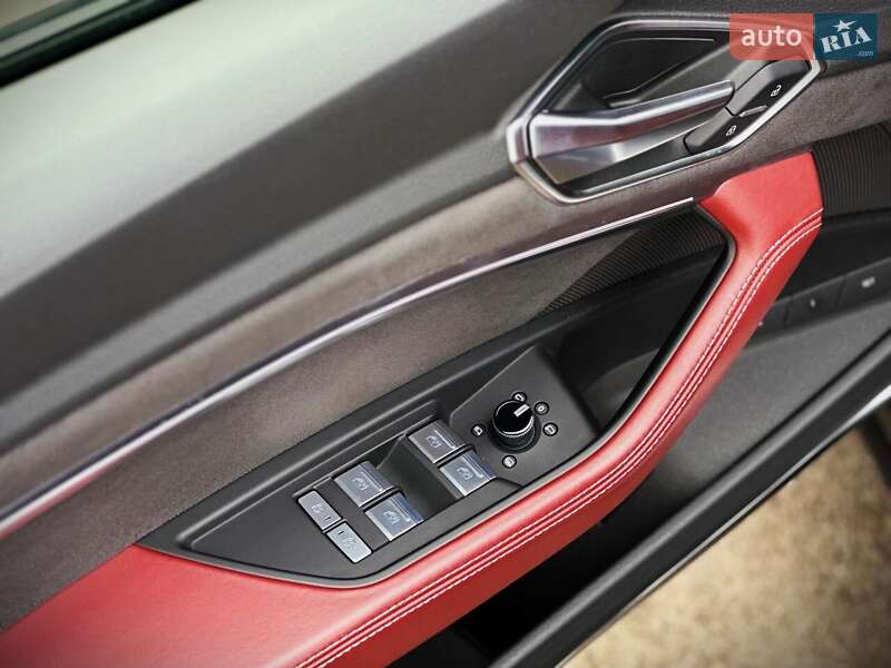 Внедорожник / Кроссовер Audi e-tron S 2021 в Киеве