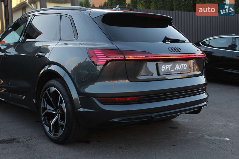 Внедорожник / Кроссовер Audi e-tron S 2022 в Киеве фото 12 Внедорожник / Кроссовер Audi e-tron S 2022 в Киеве
