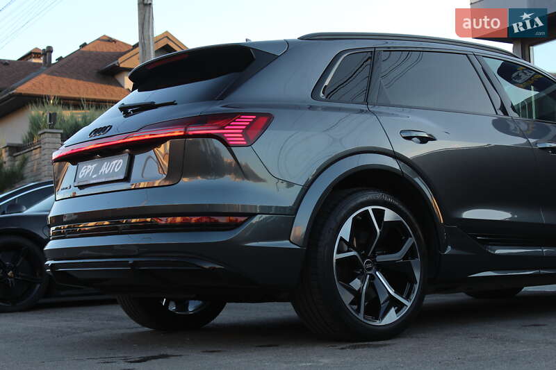 Внедорожник / Кроссовер Audi e-tron S 2022 в Киеве фото 13 Внедорожник / Кроссовер Audi e-tron S 2022 в Киеве