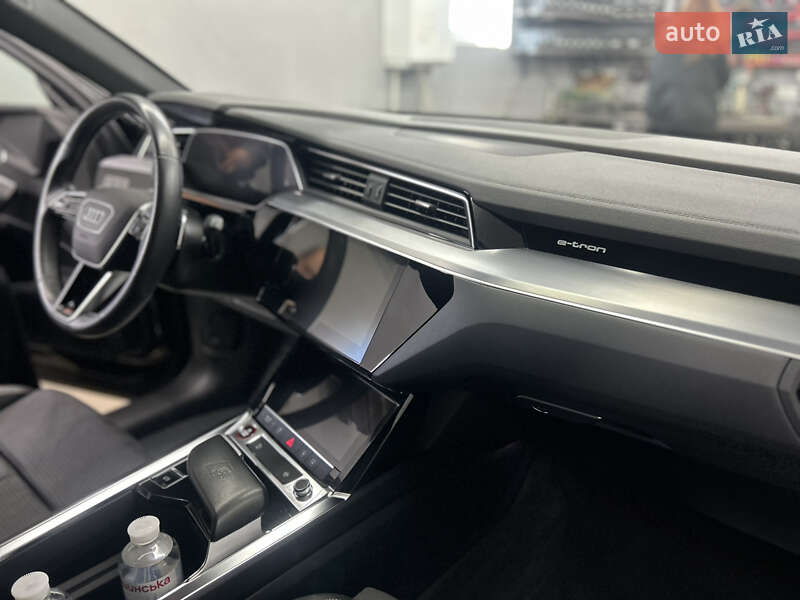 Внедорожник / Кроссовер Audi e-tron S 2022 в Одессе
