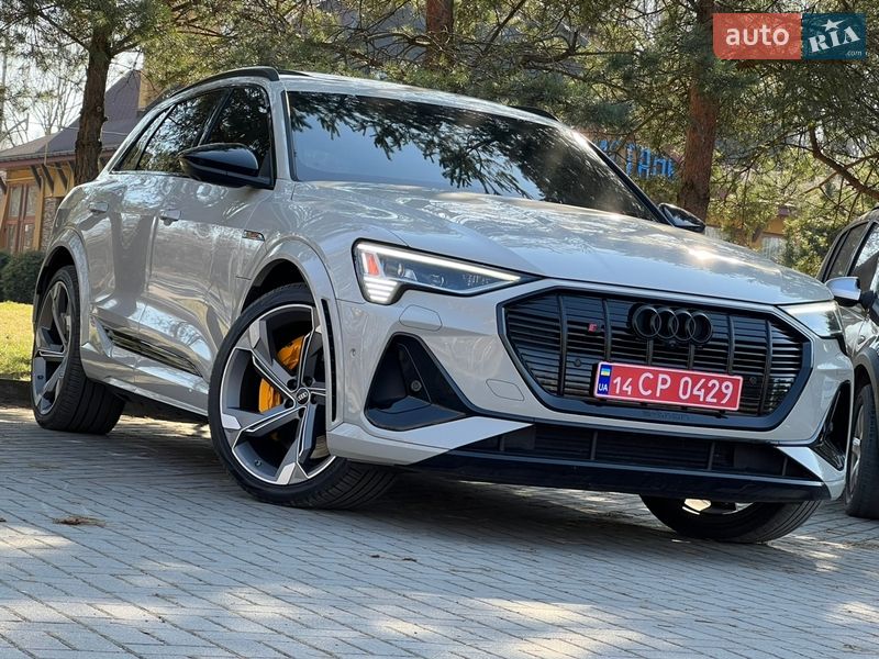 Внедорожник / Кроссовер Audi e-tron S 2022 в Ужгороде