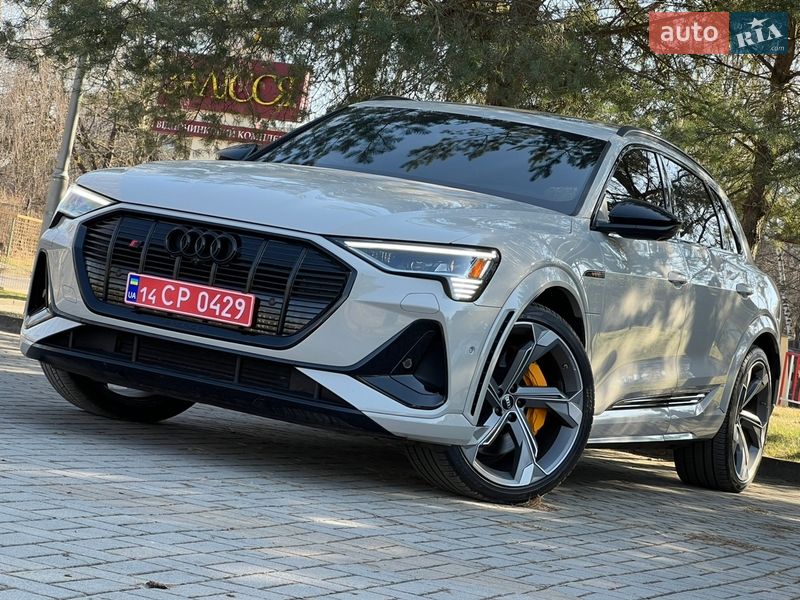 Внедорожник / Кроссовер Audi e-tron S 2022 в Ужгороде