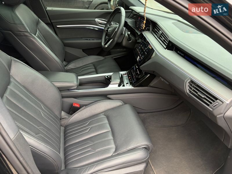 Внедорожник / Кроссовер Audi e-tron S 2021 в Харькове