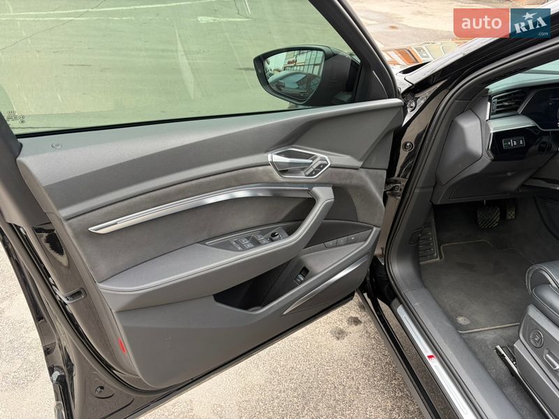 Внедорожник / Кроссовер Audi e-tron S 2021 в Харькове