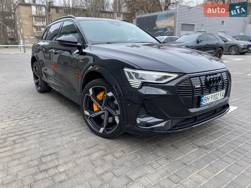 Audi e-tron S 2022