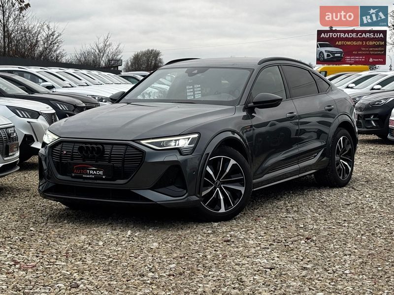 Позашляховик / Кросовер Audi e-tron S 2021 в Львові