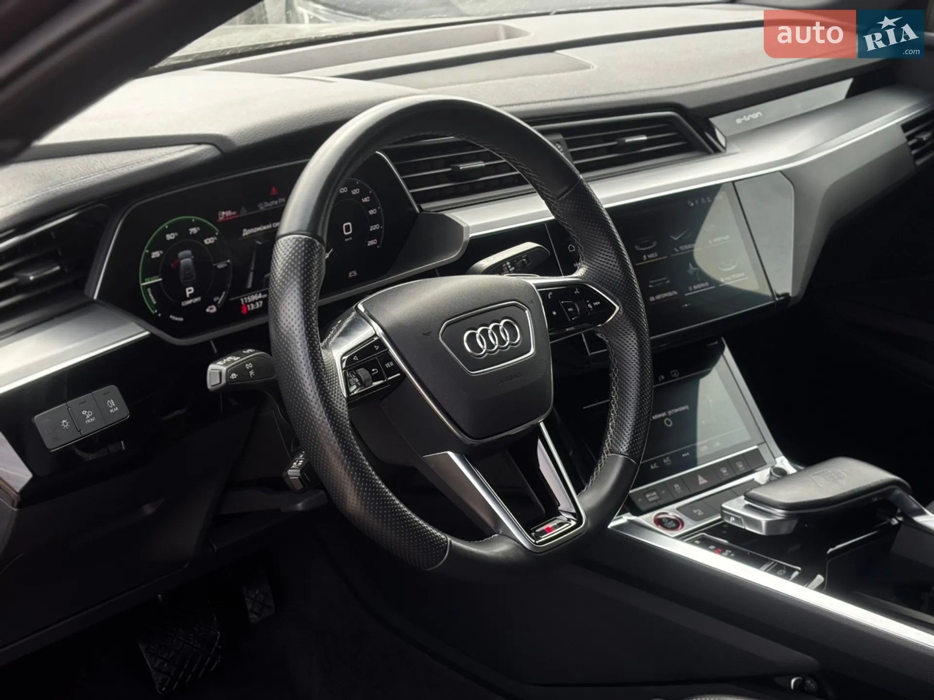2021 Audi e-tron S - мініатюра 9