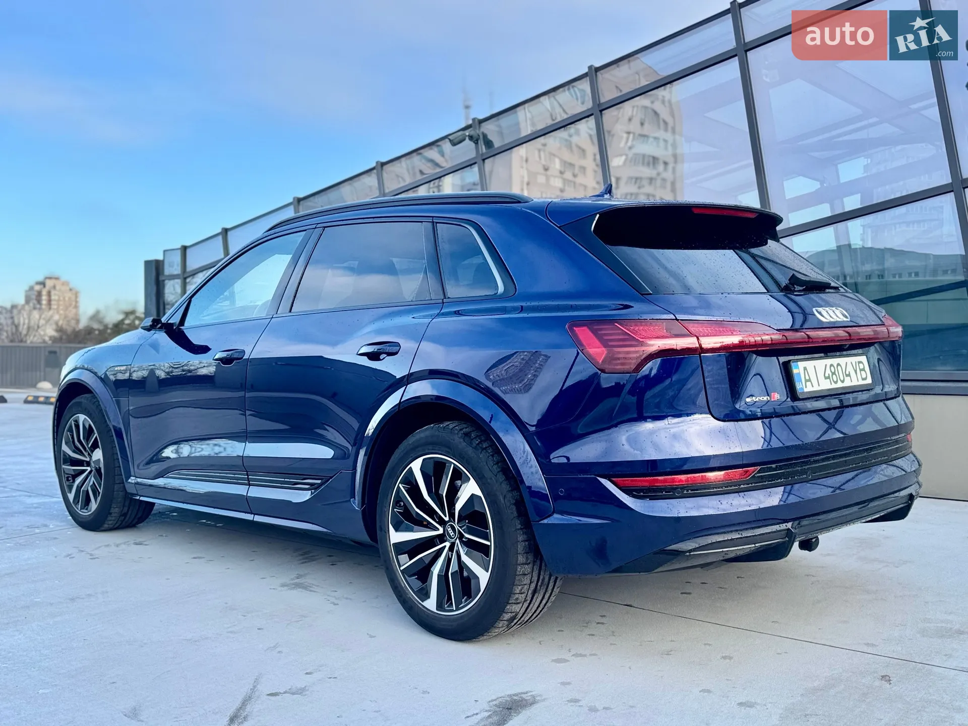 2022 Audi e-tron S - мініатюра 32