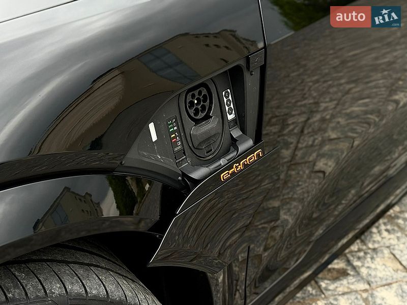 Внедорожник / Кроссовер Audi e-tron S 2022 в Львове фото 9 Внедорожник / Кроссовер Audi e-tron S 2022 в Львове