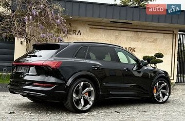 Внедорожник / Кроссовер Audi e-tron S 2022 в Львове фото 22 Внедорожник / Кроссовер Audi e-tron S 2022 в Львове