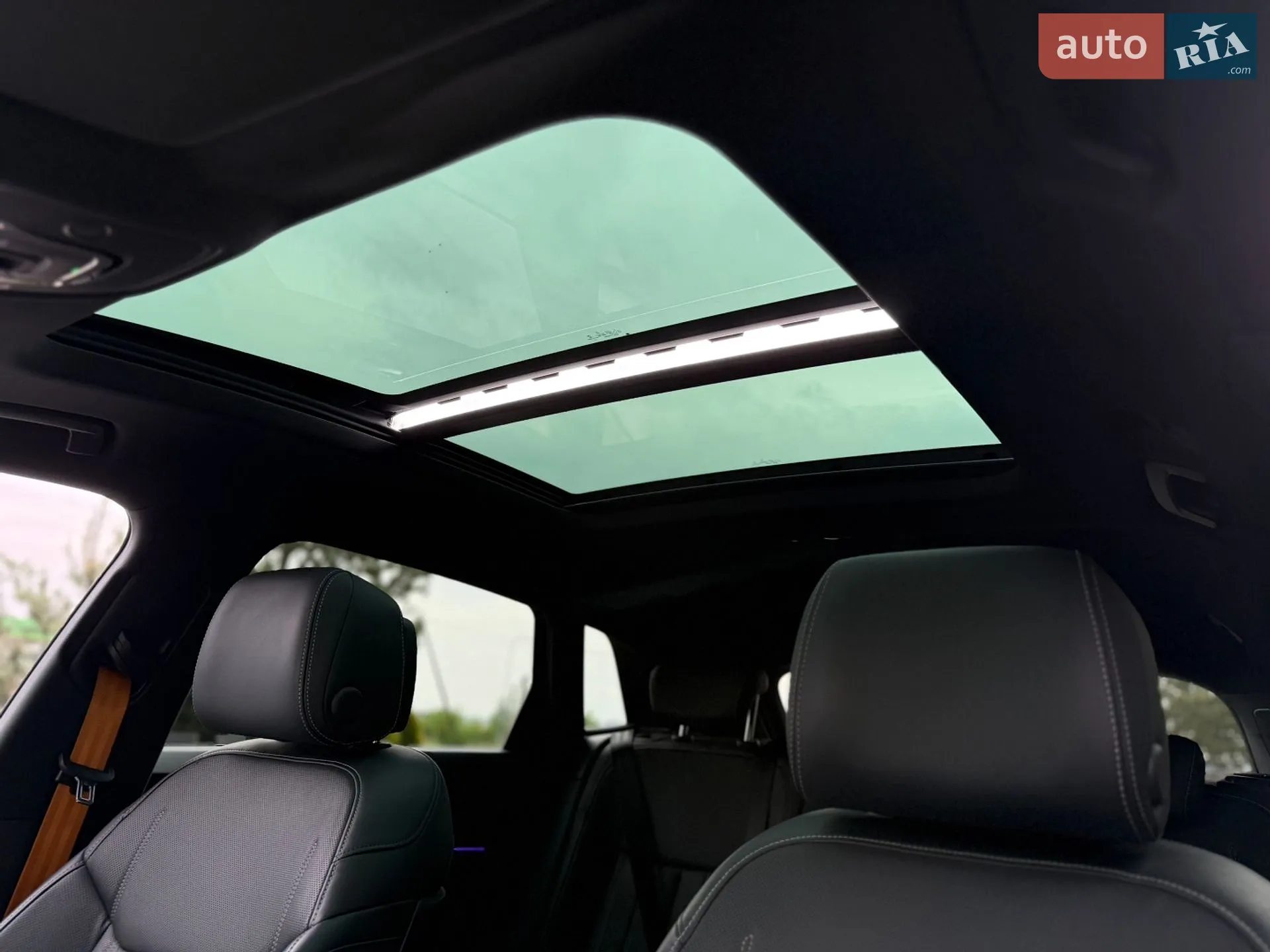 2022 Audi e-tron S - мініатюра 32