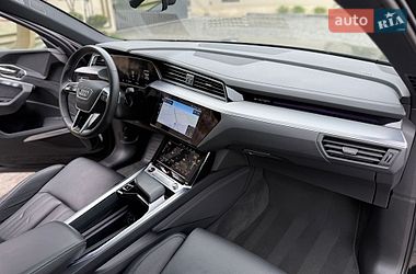 Внедорожник / Кроссовер Audi e-tron S 2022 в Львове фото 77 Внедорожник / Кроссовер Audi e-tron S 2022 в Львове