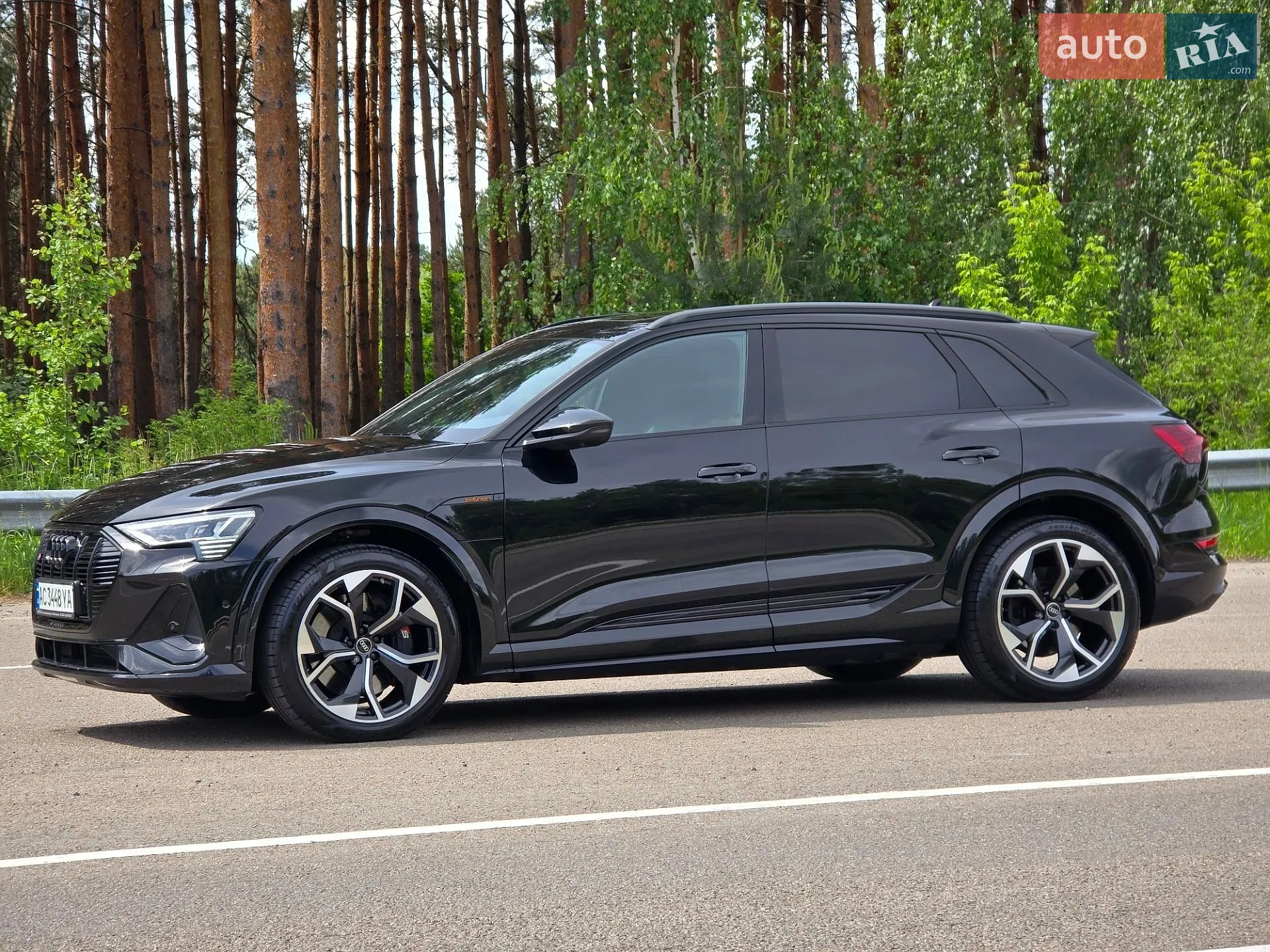 2022 Audi e-tron S - мініатюра 4