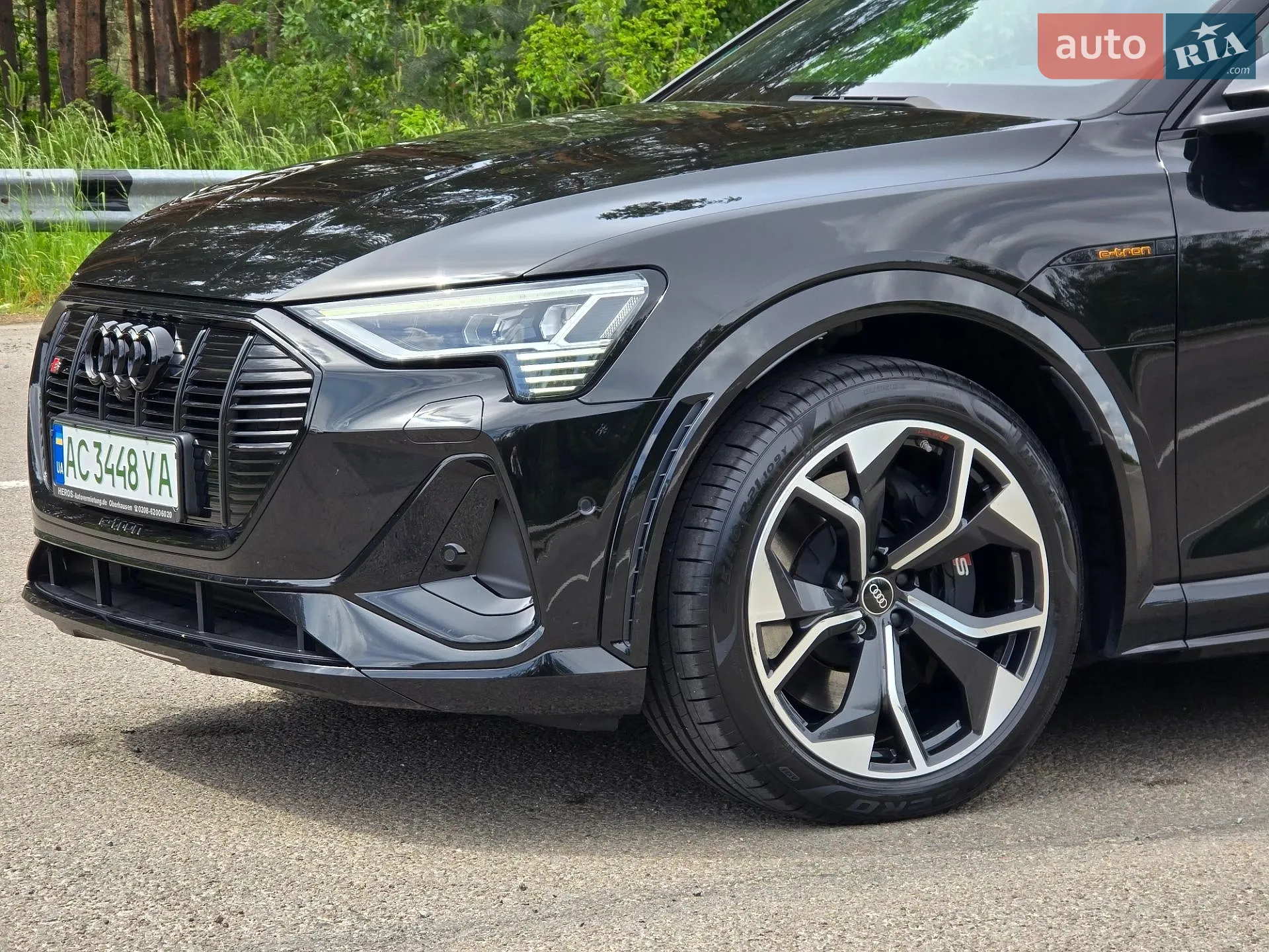 2022 Audi e-tron S - мініатюра 30