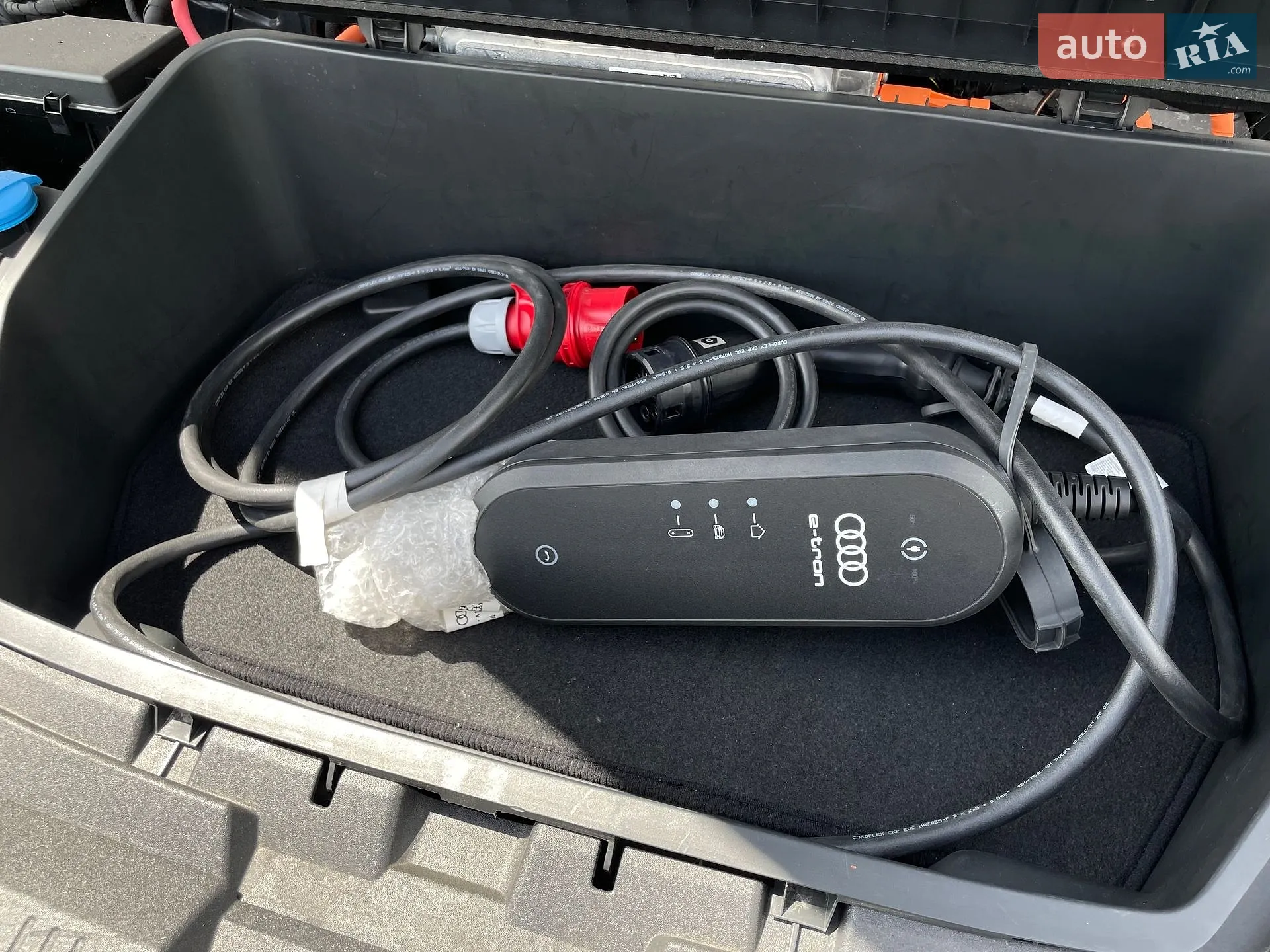 2022 Audi e-tron S - мініатюра 77