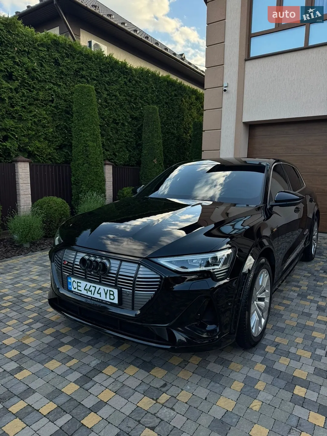 2021 Audi e-tron S - мініатюра 16
