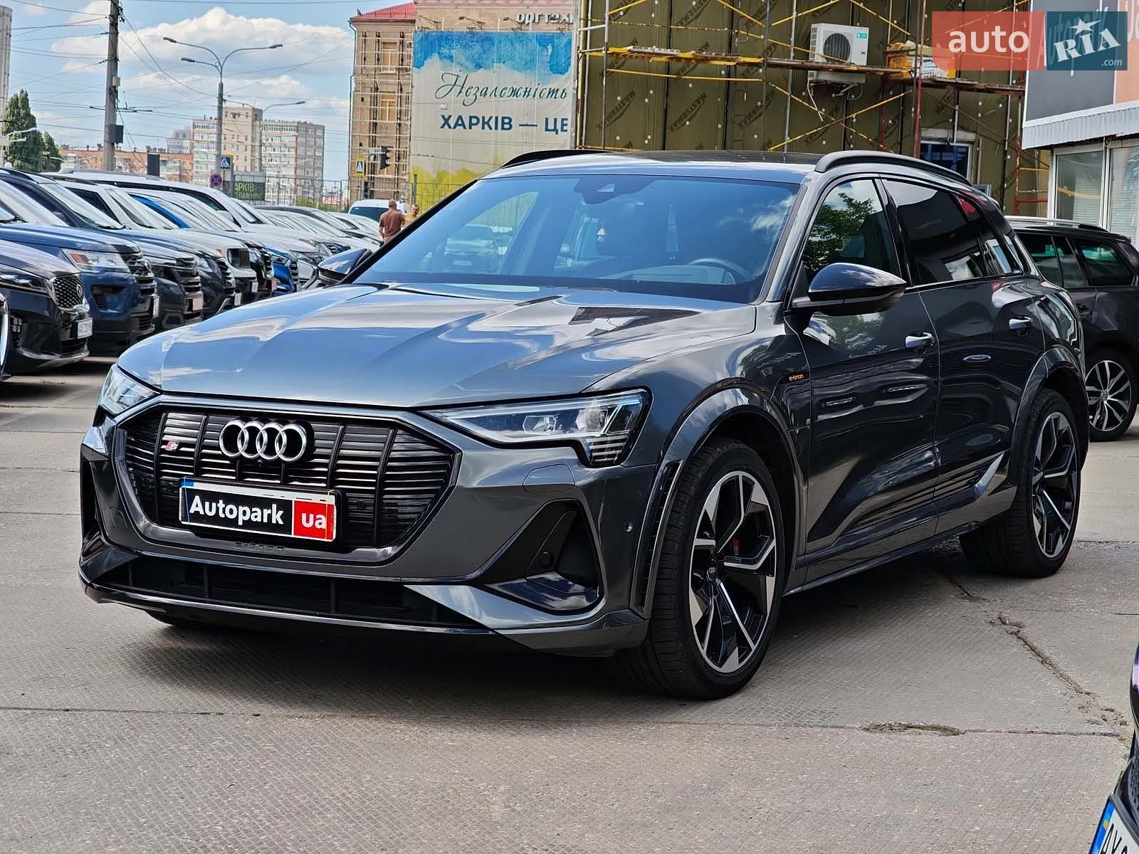 2020 Audi e-tron S - фото 1