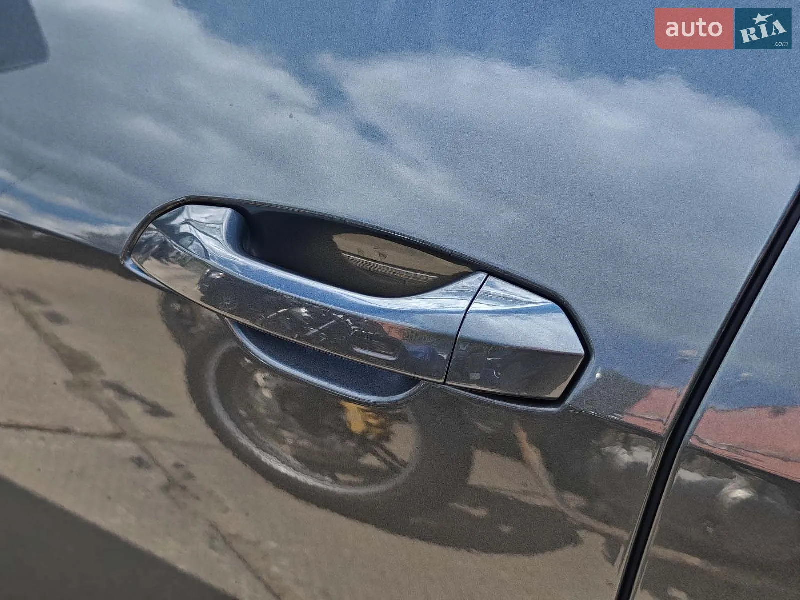 2020 Audi e-tron S - мініатюра 11