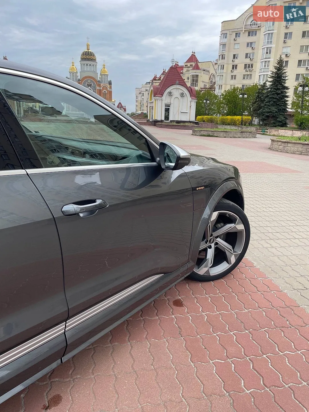 2021 Audi e-tron S - мініатюра 6