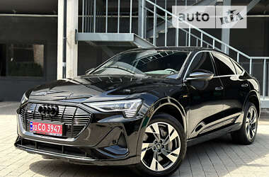 Позашляховик / Кросовер Audi e-tron Sportback 2022 в 