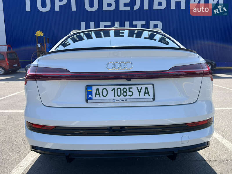 Позашляховик / Кросовер Audi e-tron Sportback 2021 в Ужгороді