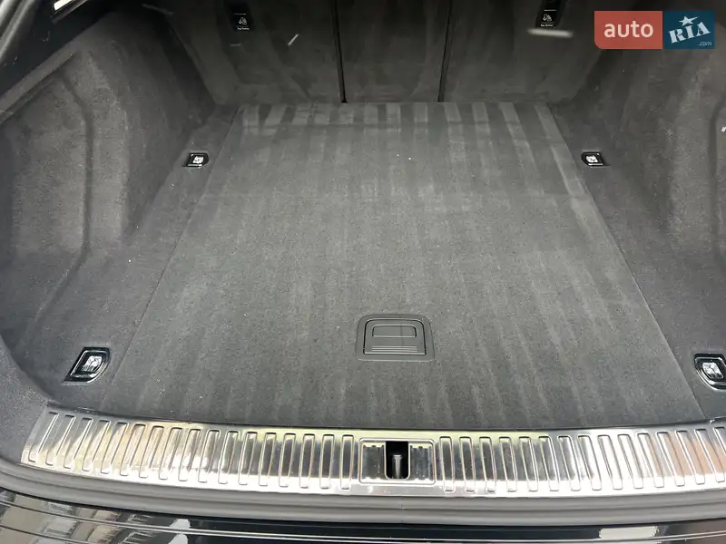 Audi e-tron Sportback 2020 VIN WAUZZZGE8MB022497 фото оголошення 33 з 62