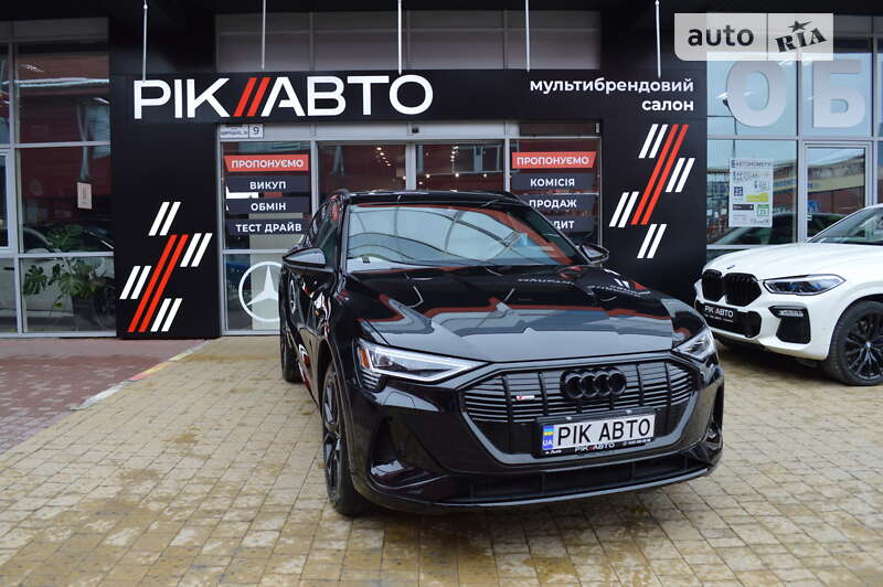 Позашляховик / Кросовер Audi e-tron Sportback 2022 в Львові