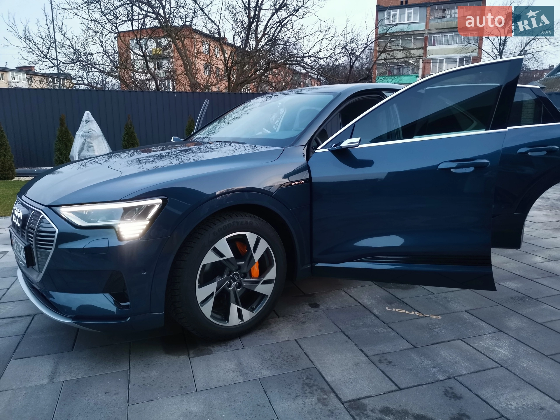2020 Audi e-tron Sportback - мініатюра 28
