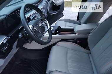Внедорожник / Кроссовер Audi e-tron Sportback 2020 в Полтаве