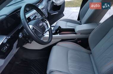 Внедорожник / Кроссовер Audi e-tron Sportback 2020 в 