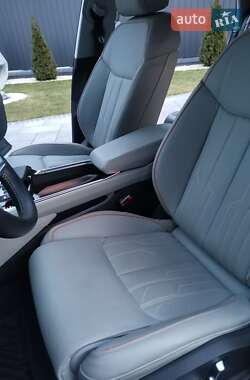 Внедорожник / Кроссовер Audi e-tron Sportback 2020 в 